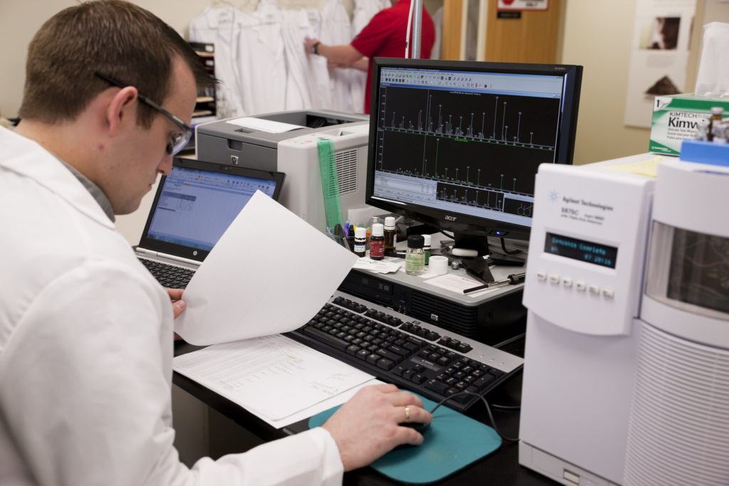 ไขความลับน้ำมันหอมระเหยด้วย Gas Chromatography และ Mass Spectrometry